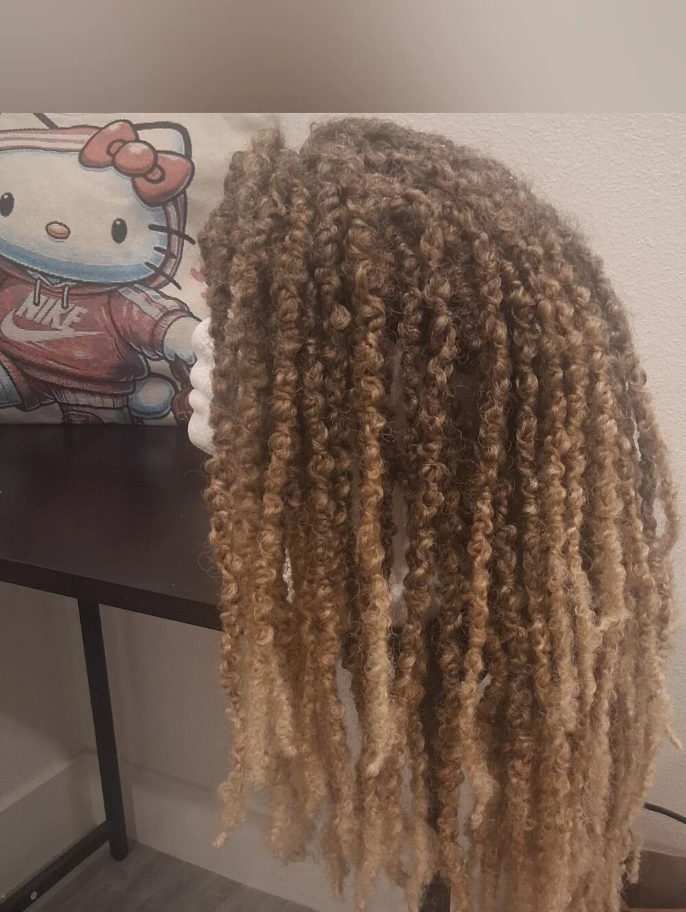Premium Women's Curly Crochet Hair - Blonde Ombre